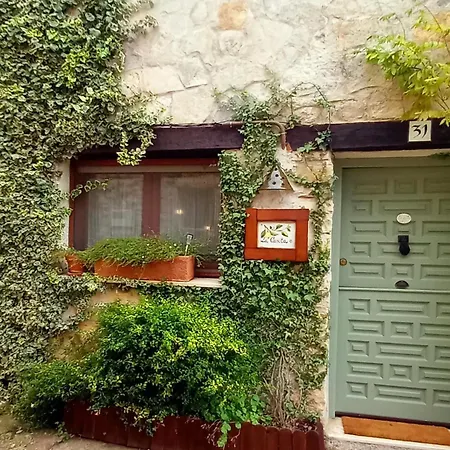 La Casita De Pozancos Holiday home *