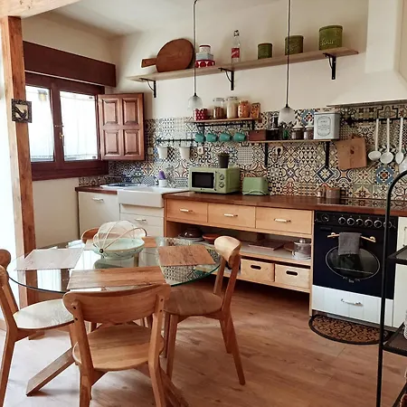 La Casita De Pozancos